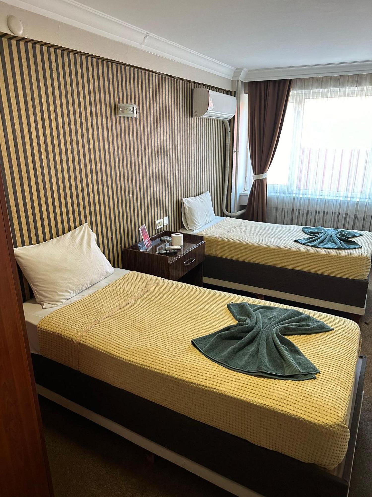 Hotel Metropol 1 イスタンブール エクステリア 写真