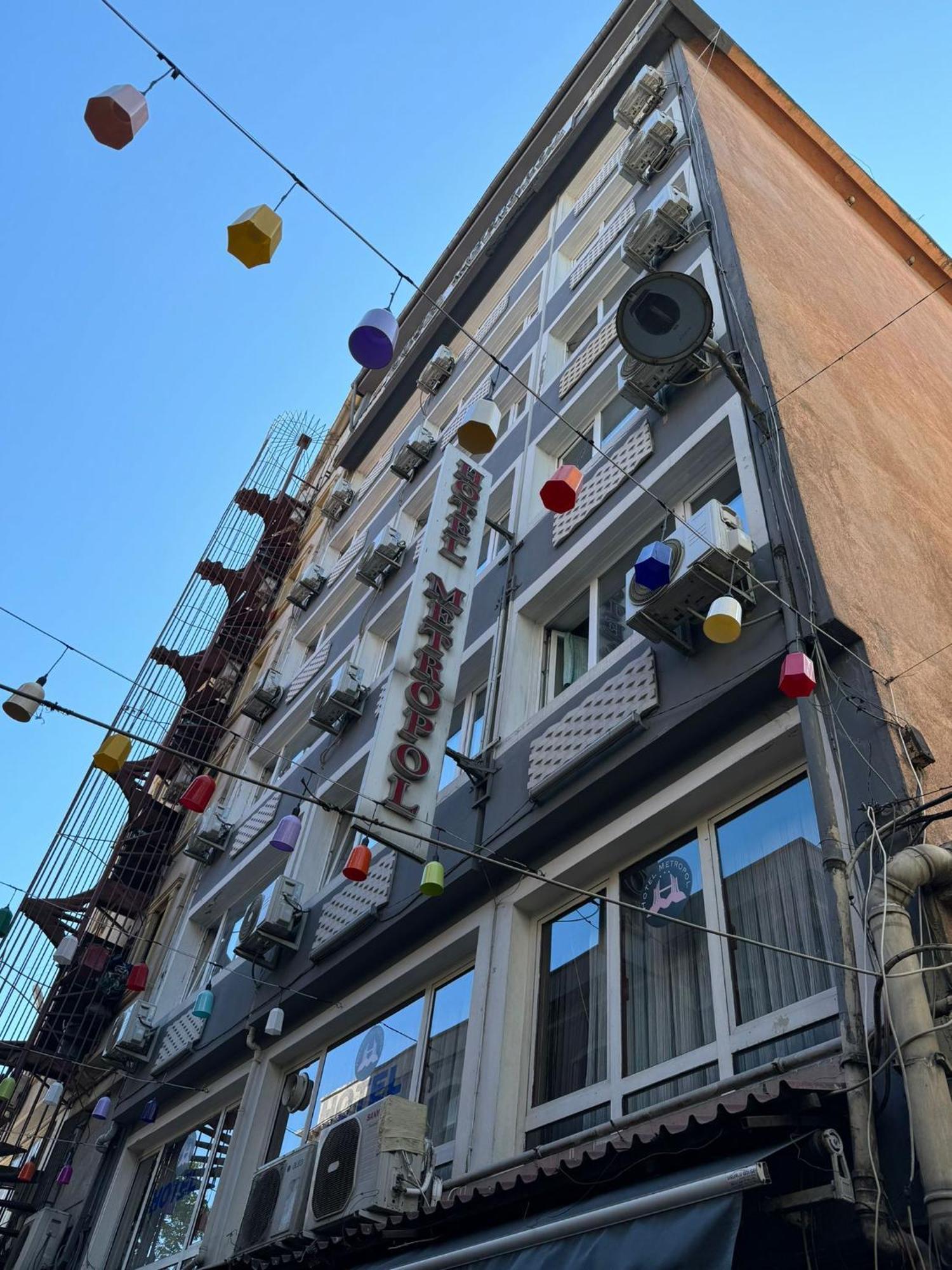 Hotel Metropol 1 イスタンブール エクステリア 写真