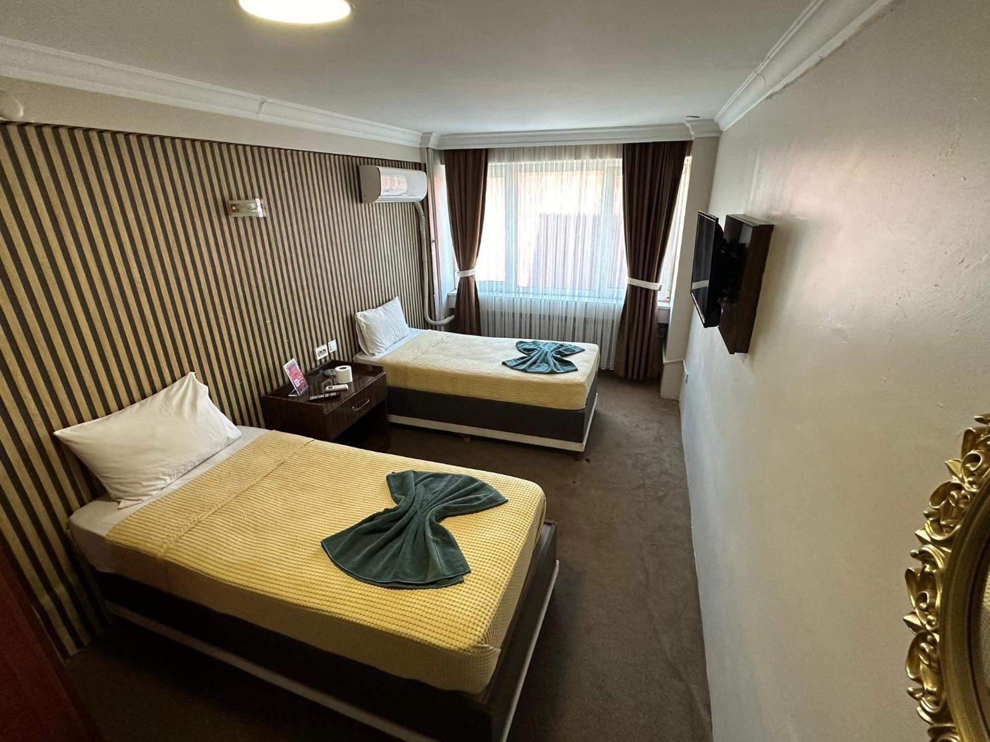 Hotel Metropol 1 イスタンブール エクステリア 写真